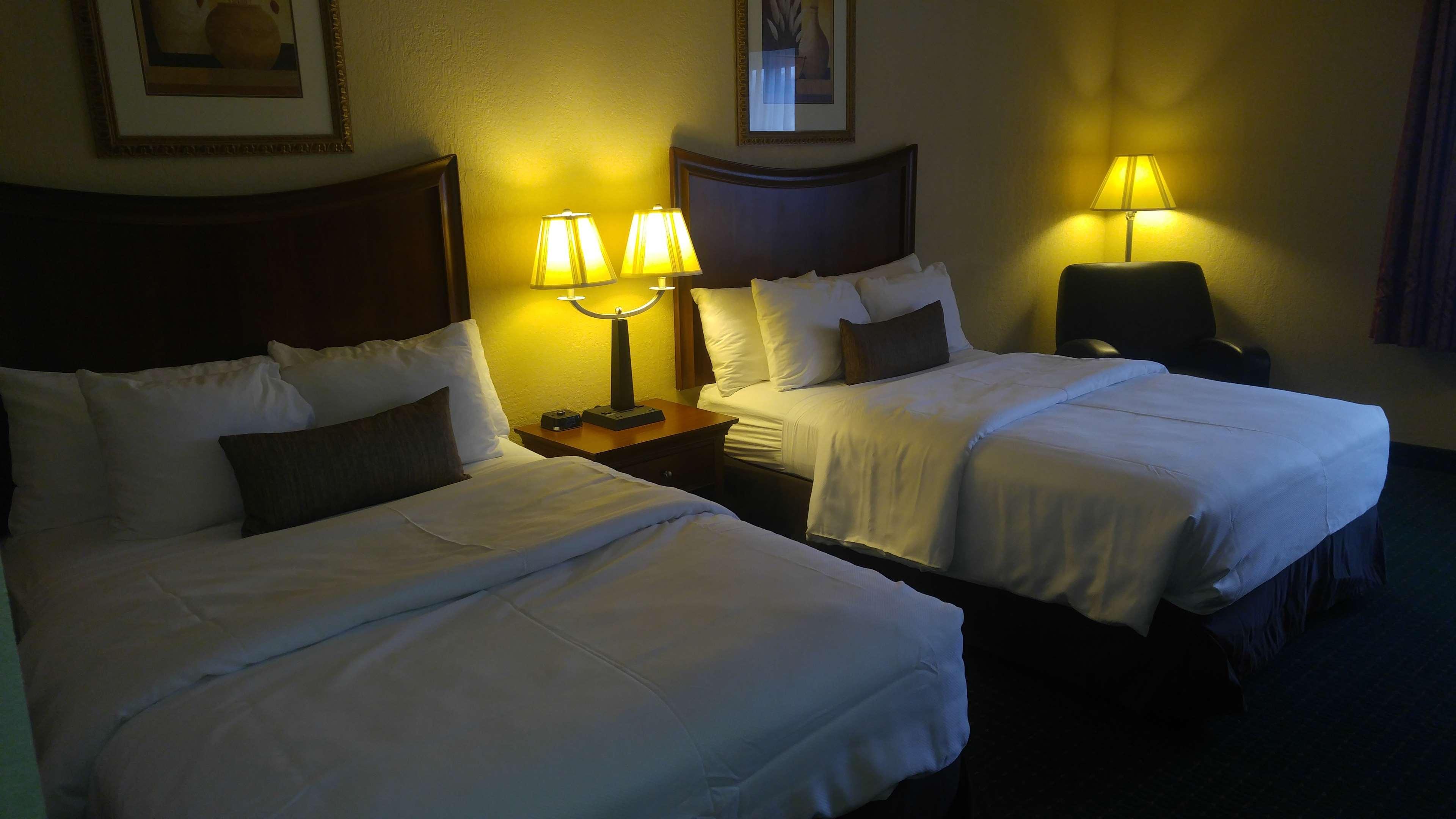 Best Western Plus Wooster Hotel & Conference Center Exterior foto